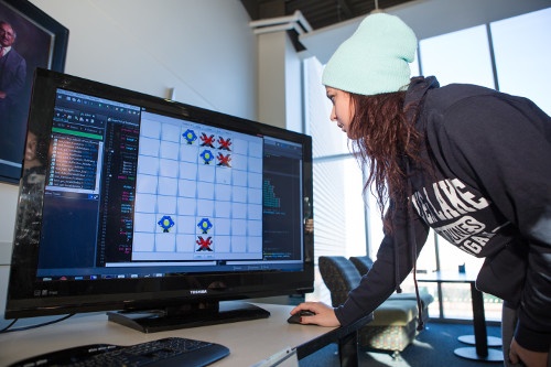 #ilooklikeanengineer Challenges Gender Stereotypes in STEM Fields